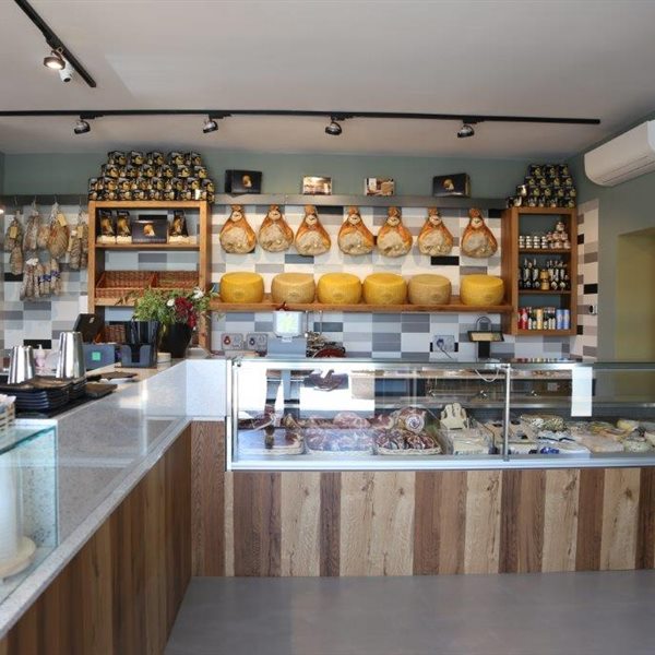 the barani food shop cafè